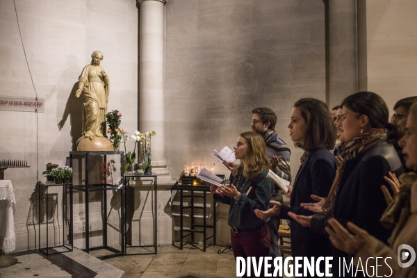 Jeunes catholiques à Paris