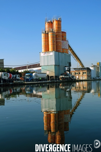 Street Art Avenue, une promenade le long du canal de Saint-Denis vous donne a voir les oeuvres de 30 artistes du nord est parisien entre la Villette et le stade de France