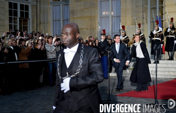Cérémonie de passation entre Manuel Valls et Bernard Cazeneuve