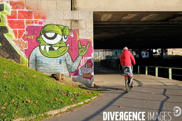 Street Art Avenue, une promenade le long du canal de Saint-Denis vous donne a voir les oeuvres de 30 artistes du nord est parisien entre la Villette et le stade de France
