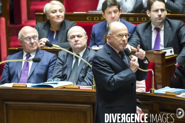 1ère séance des questions au gouvernement pour Bernard Cazeneuve , nouveau Premier ministre