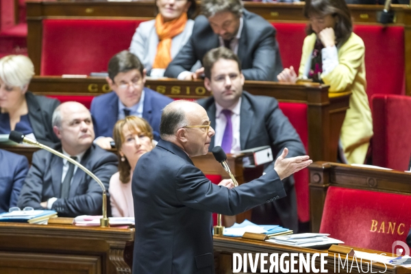 1ère séance des questions au gouvernement pour Bernard Cazeneuve , nouveau Premier ministre