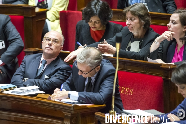 1ère séance des questions au gouvernement pour Bernard Cazeneuve , nouveau Premier ministre