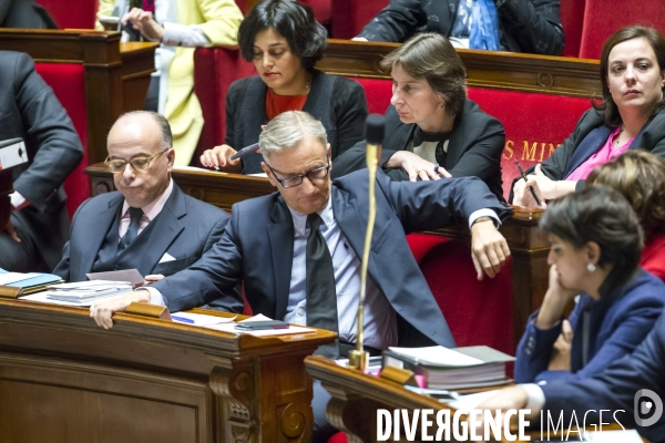 1ère séance des questions au gouvernement pour Bernard Cazeneuve , nouveau Premier ministre