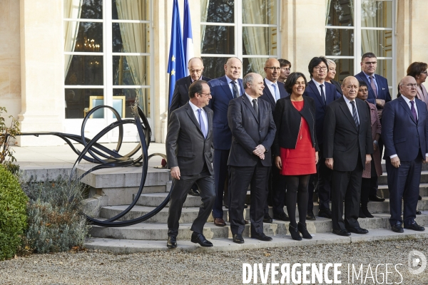 Premier Conseil des ministres du gouvernement Cazeneuve