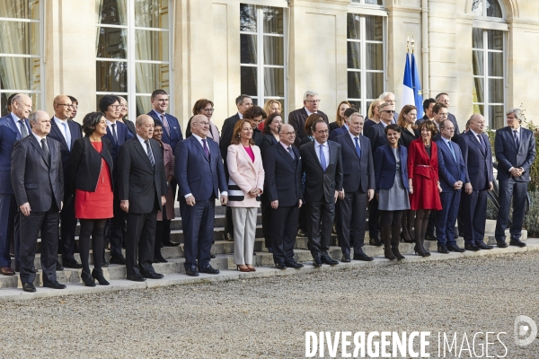 Premier Conseil des ministres du gouvernement Cazeneuve