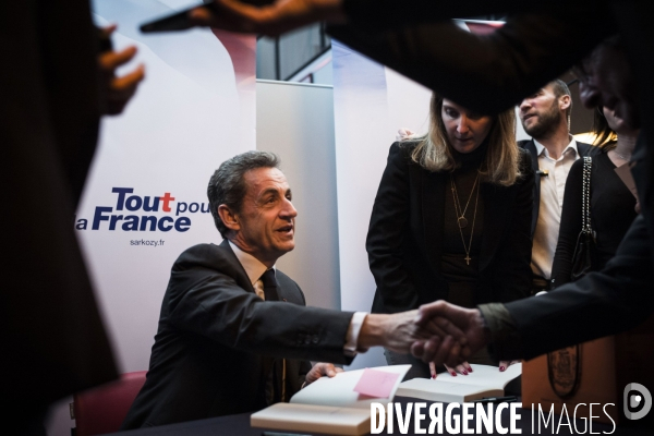 Réunion publique de Nicolas Sarkozy à Neuilly sur Seine.