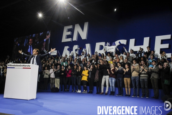 Emmanuel macron - meeting porte de versailles - 10 décembre 2016