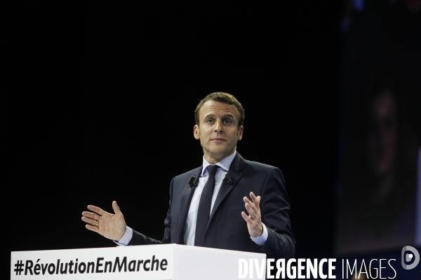 Emmanuel macron - meeting porte de versailles - 10 décembre 2016