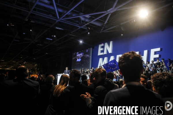 Emmanuel macron - meeting porte de versailles - 10 décembre 2016