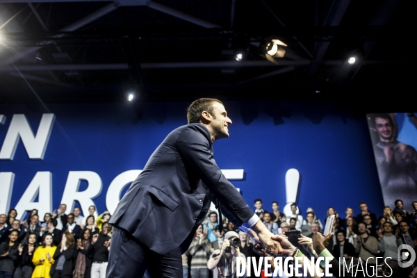 Emmanuel macron - meeting porte de versailles - 10 décembre 2016