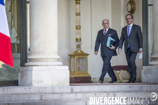 Premier conseil des ministres du gouvernement Cazeneuve