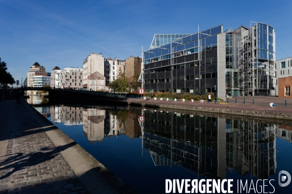 Pantin : Les berges du Canal de l Ourcq