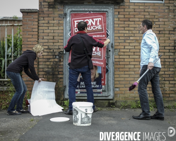 Campagne legislative de Jean-Luc Melenchon - collage d affiches