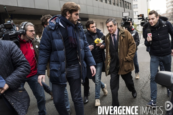 François Fillon visite Emmaüs Defi