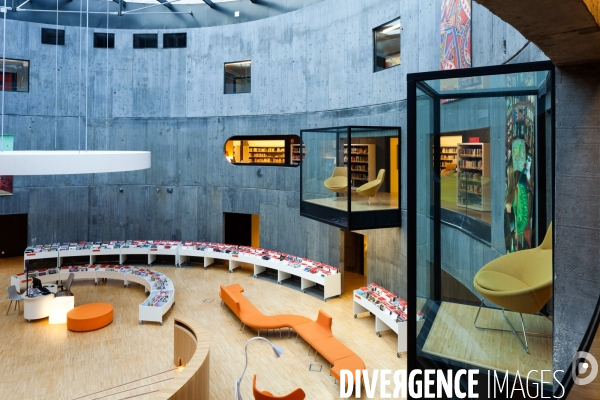 Le Havre : La bibliothèque Oscar Niemeyer