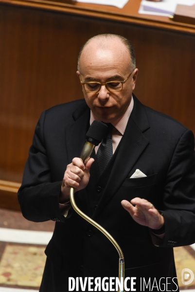 Bernard Cazeneuve à l Assemblée nationale. Questions d actualité