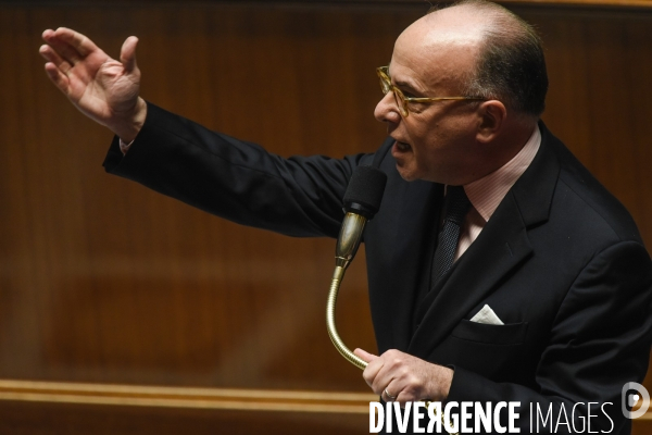 Bernard Cazeneuve à l Assemblée nationale. Questions d actualité