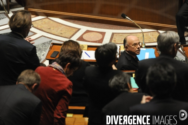 Bernard Cazeneuve à l Assemblée nationale. Questions d actualité