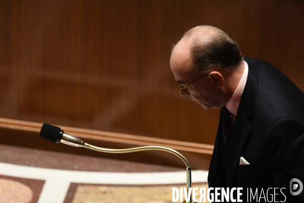 Bernard Cazeneuve à l Assemblée nationale. Questions d actualité