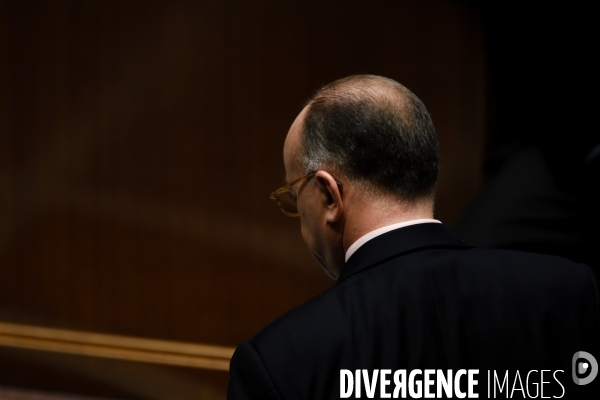 Bernard Cazeneuve à l Assemblée nationale. Questions d actualité