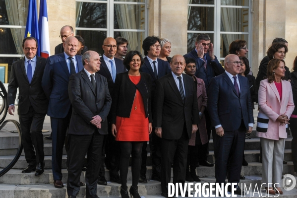 Gouvernement Cazeneuve. Premier conseil des ministres.