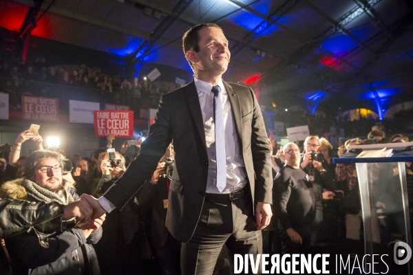 Benoit Hamon en meeting au gymnase Japy à Paris