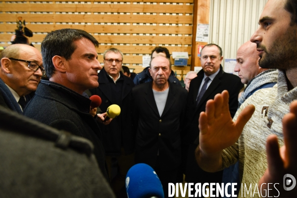 Manuel Valls à Lamballe. Campagne des Primaires citoyennes.