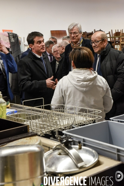 Manuel Valls à Lamballe. Campagne des Primaires citoyennes.