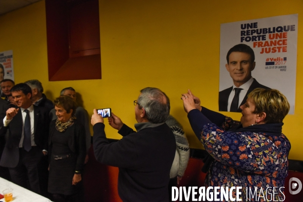 Manuel Valls à Lamballe. Campagne des Primaires citoyennes.