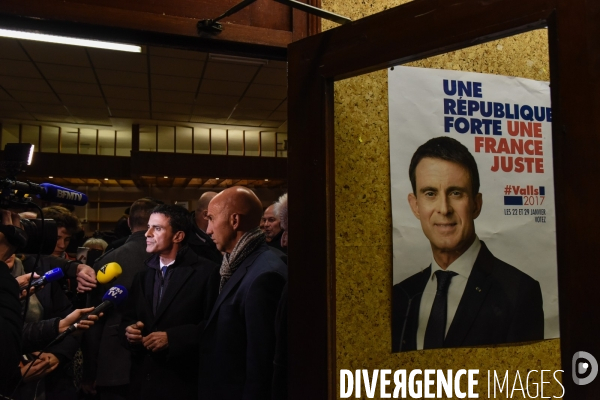 Manuel Valls à Lamballe. Campagne des Primaires citoyennes.