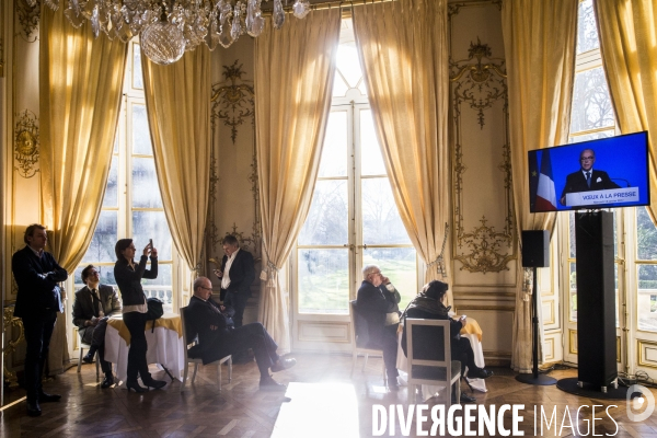 Voeux à la presse du premier ministre Bernard CAZENEUVE dans les salons de l hôtel Matignon