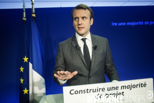 Conférence de Presse de Emmanuel Macron dans ses locaux de campagne Conférence de Presse de Emmanuel Macron dans ses locaux de campagne