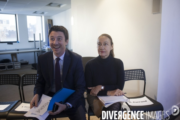 Conférence de Presse de Emmanuel Macron dans ses locaux de campagne Conférence de Presse de Emmanuel Macron dans ses locaux de campagne