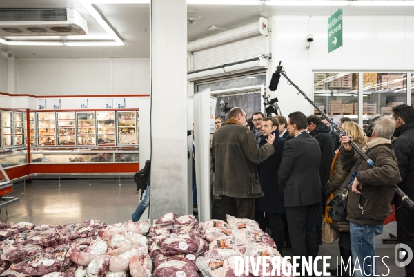 Emmanuel MACRON dans le METRO