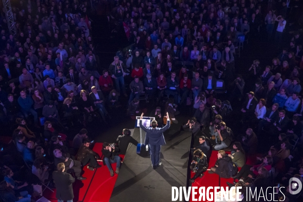 Benoît Hamon en meeting à Paris