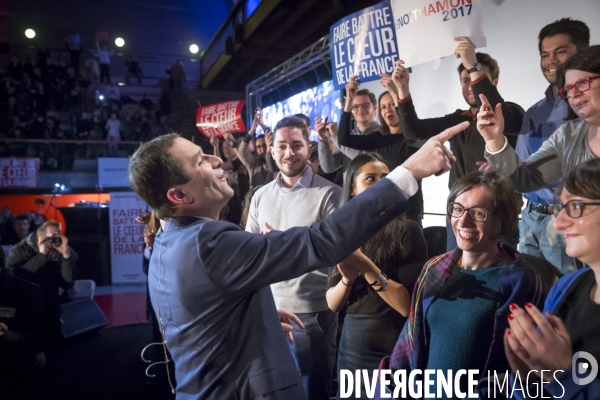 Benoît Hamon en meeting à Paris