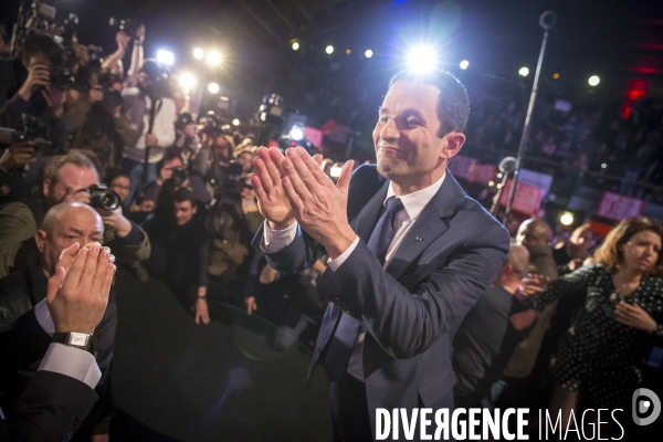 Benoît Hamon en meeting à Paris
