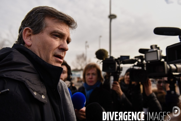 Arnaud Montebourg aux Mureaux pour les Primaires citoyennes pour l élection présidentielle