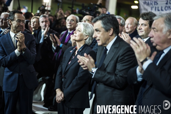 Meeting de François Fillon à la Villette.