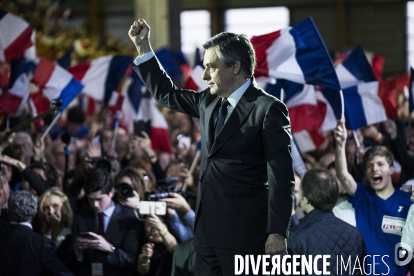 Meeting de François Fillon à la Villette.