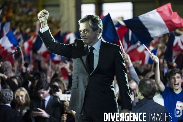 Meeting de François Fillon à la Villette.