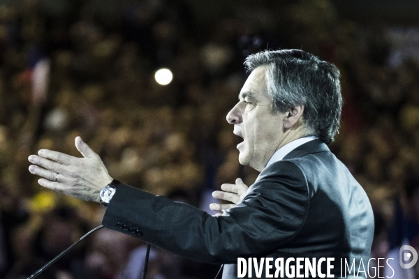 Meeting de François Fillon à la Villette.