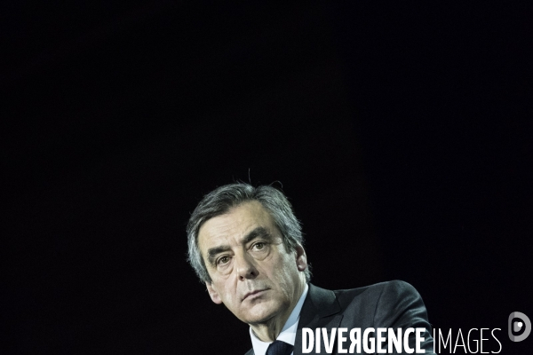 Meeting de François Fillon à la Villette.