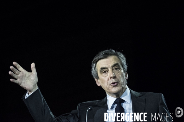 Meeting de François Fillon à la Villette.