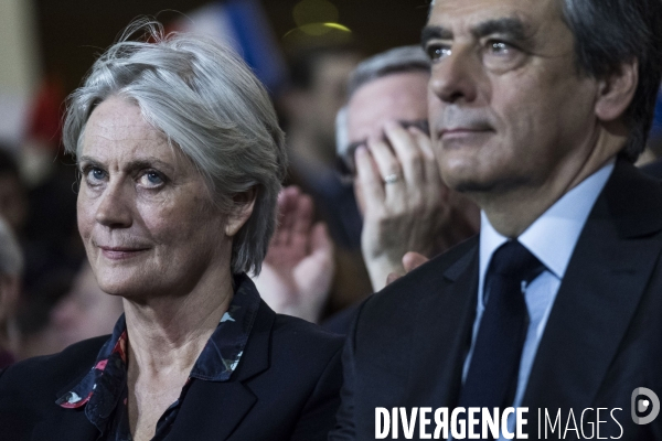 Meeting de François Fillon à la Villette.