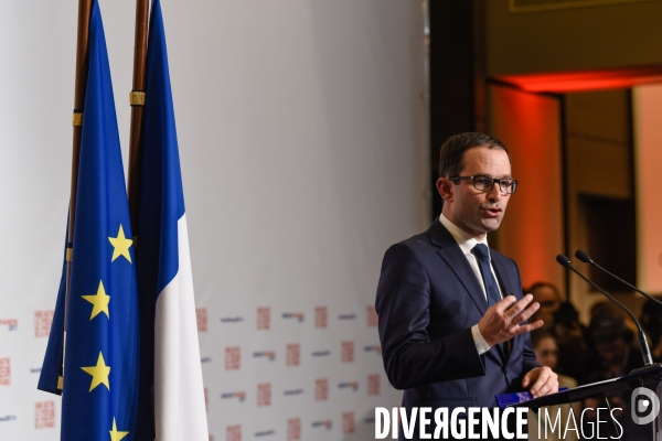 Victoire de Benoît Hamon aux Primaires citoyennes