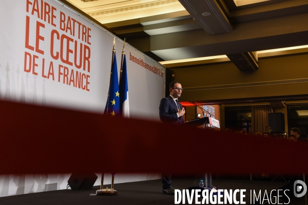 Victoire de Benoît Hamon aux Primaires citoyennes