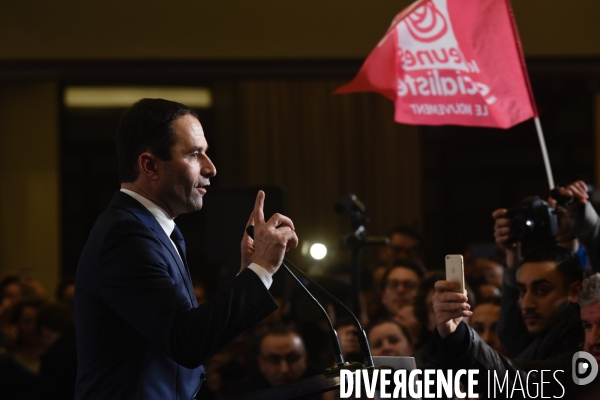 Victoire de Benoît Hamon aux Primaires citoyennes