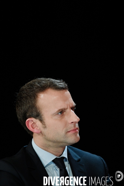 Emmanuel Macron invité par la Fondation Abbé Pierre